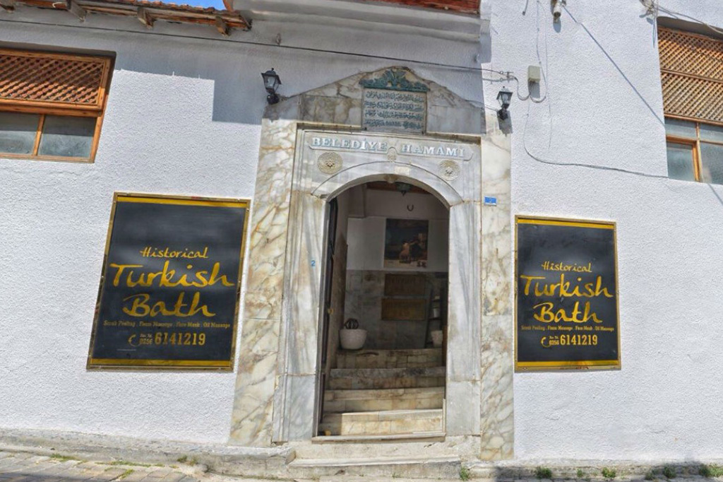 Belediye Hamami on yksi Länsi-Turkin vanhimmista saunoista.